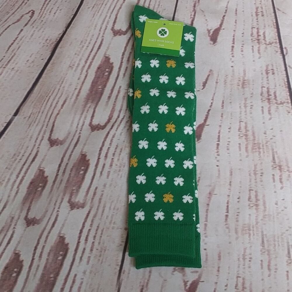Four Leaf Clover Knee High Socks - 1‎ pair 455c